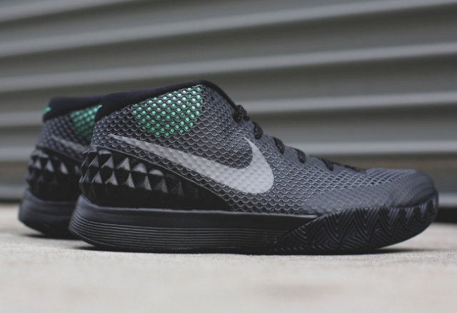 九月登场,nike kyrie 1"green glow 实物近赏#26818