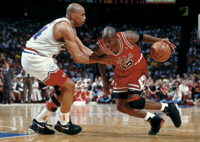Michael Jordan 职业生涯的 100 个重要瞬间