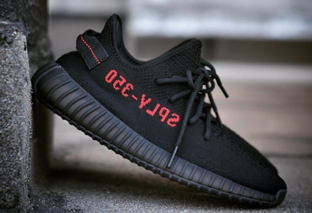 黑红抢先看!yeezy 350 boost v2 "black/red" 美图近赏