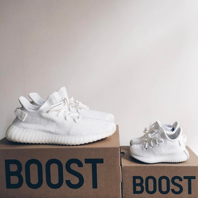 纯白yeezy350boostv2现在都什么价了