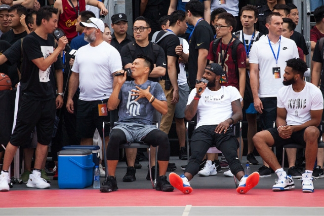 竟然是这样的一个欧文!kyrie 中国行都发生了什么趣事?
