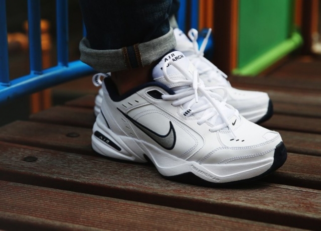 nike"销量最大 老爹鞋,迎来全新升级版本登场!
