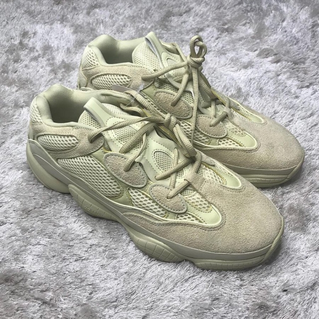 限时预约中午开启!yeezy 500 "supermoon yellow" 本周发售