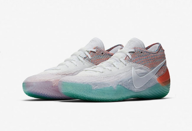 科比战靴 nike kobe ad nxt 360 迎来全新配色登场!