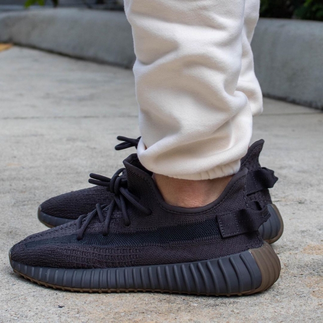 0」yeezy 350 v2 下月发售!还有满天星版本!