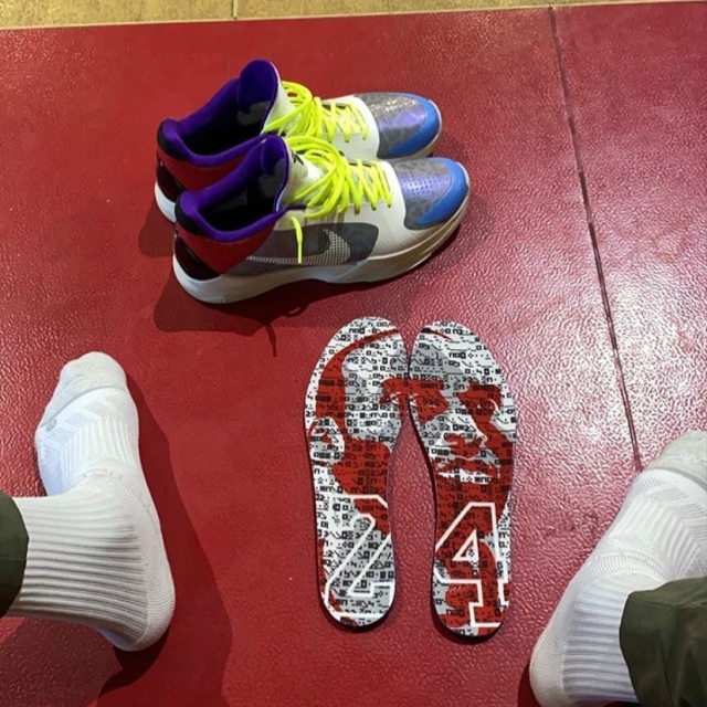 「鞋王」又来 “拉仇恨”!这双 Kobe 5 全网仅此一双!