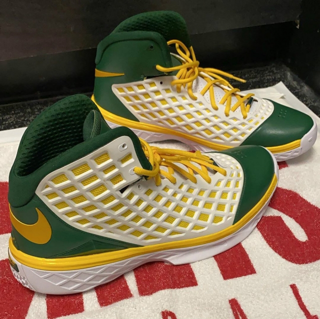 「鞋王」又来 “拉仇恨”!这双 Kobe 5 全网仅此一双!
