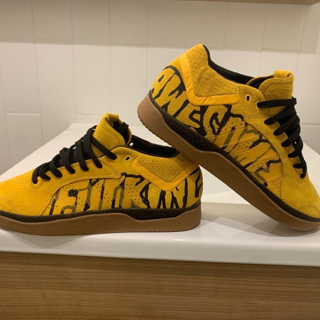 热门街头品牌联名!久违的 adidas 滑板系列新鞋来了!
