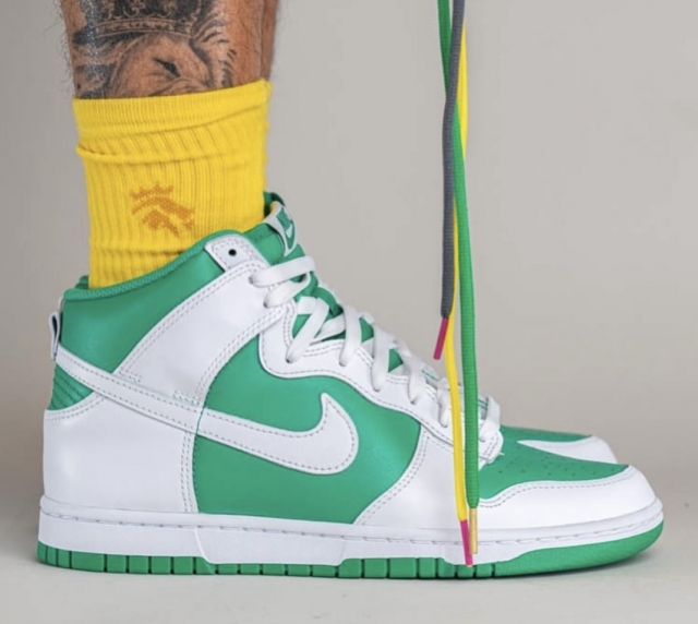 nike dunk high vintage pine green