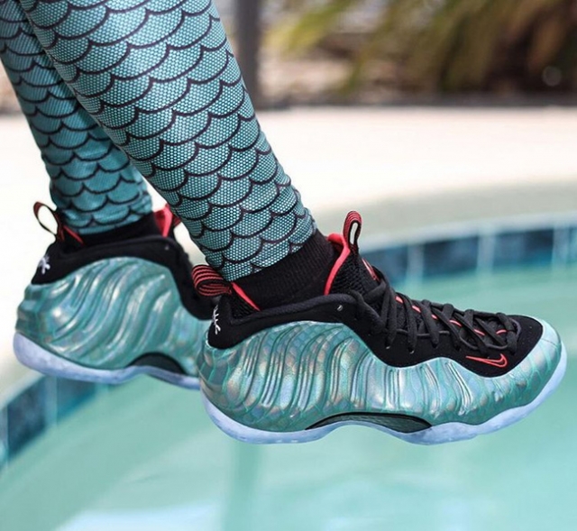 Supreme x Nike Air Foamposite One Black Another Look ...