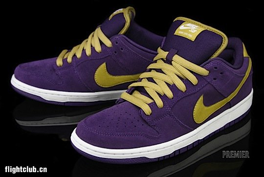 nike sb dunk low crown royal
