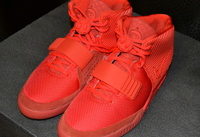 Nike,Air,Yeezy,Red,October,高清, 椰子2全红508214-660 Nike Air Yeezy 2 ＂Red October＂ 高清图赏