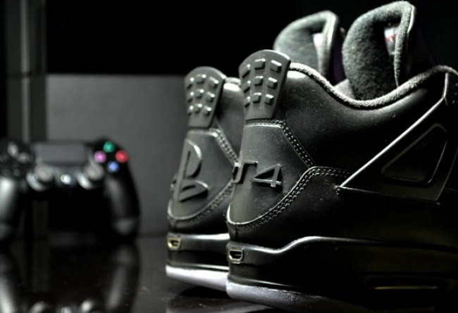 球鞋资讯,球鞋新闻,时尚杂 AJ4 Air Jordan 4 “PlayStation 4” 确为玩家私人定制作品