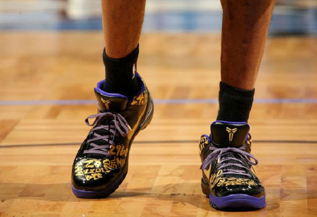 kobes,kobe,Nike kobe kobes 见证历史：Kobe 球鞋全系列回顾