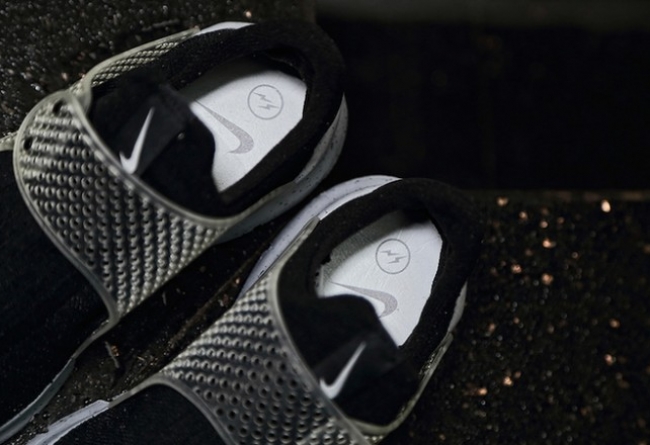 Nike Sock Dart,fragment design  fragment design x Nike Sock Dart “Oreo” 发售日期确定