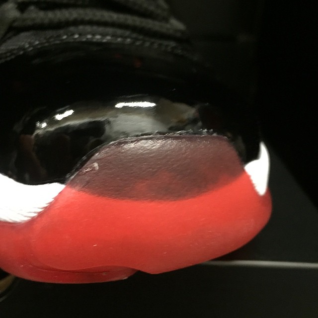 Air Jordan 11 Low "Bred"