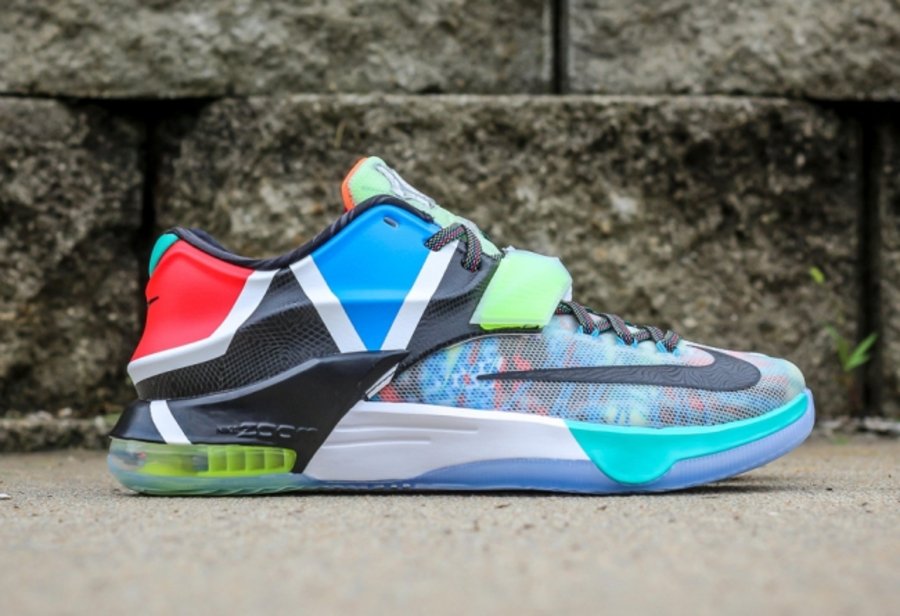 801778-944,KD7,Nike,What The K 801778-944KD7 KD7 “What The” 实物近赏