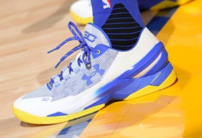Curry 2 Low,Curry 2,Under Armo  库里亲着曝光 Under Armour Curry 2 Low 低帮鞋型