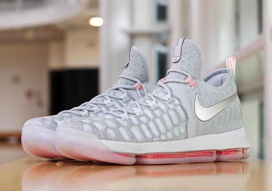 Nike 官方带来 Kd 9 “cool Grey” 的清晰展示 球鞋资讯 Flightclub中文站 Sneaker球鞋资讯第一站