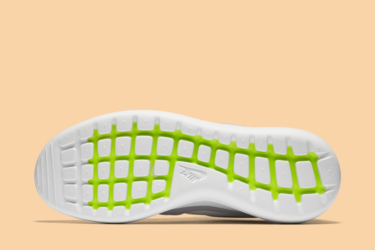 Nike,Roshe  Nike 全新一代 Roshe 2 Flyknit 即将进化登场