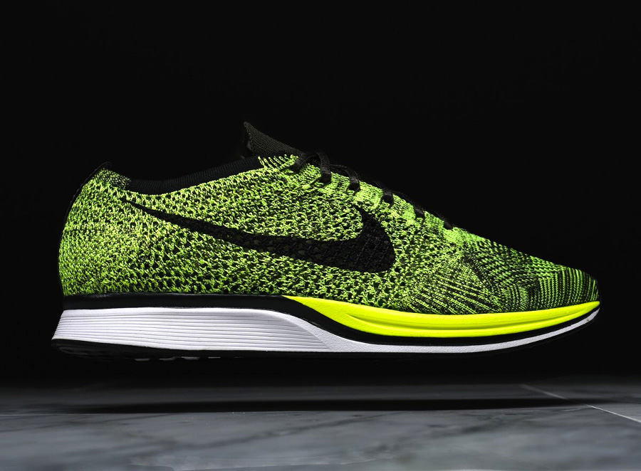 Flyknit Racer,Nike  Nike Flyknit Racer 再次带来 Volt 荧光绿的亮眼呈现