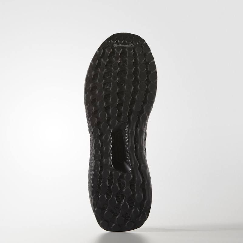 adidas,Ultra Boost,BA4677  Boost 暗黑骑士！adidas Ultra Boost “Triple Black”即将发售