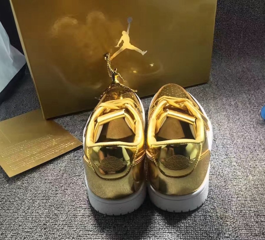 耀眼小金鞋!air jordan 1 low pinnacle "metallic gold" 即将登场