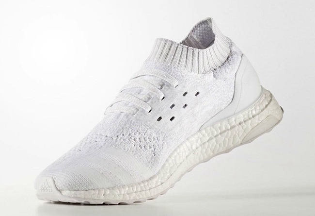 adidas,Ultra Boost,Uncaged  在即将到来的夏季，这样一双小白鞋无疑是最好选择！