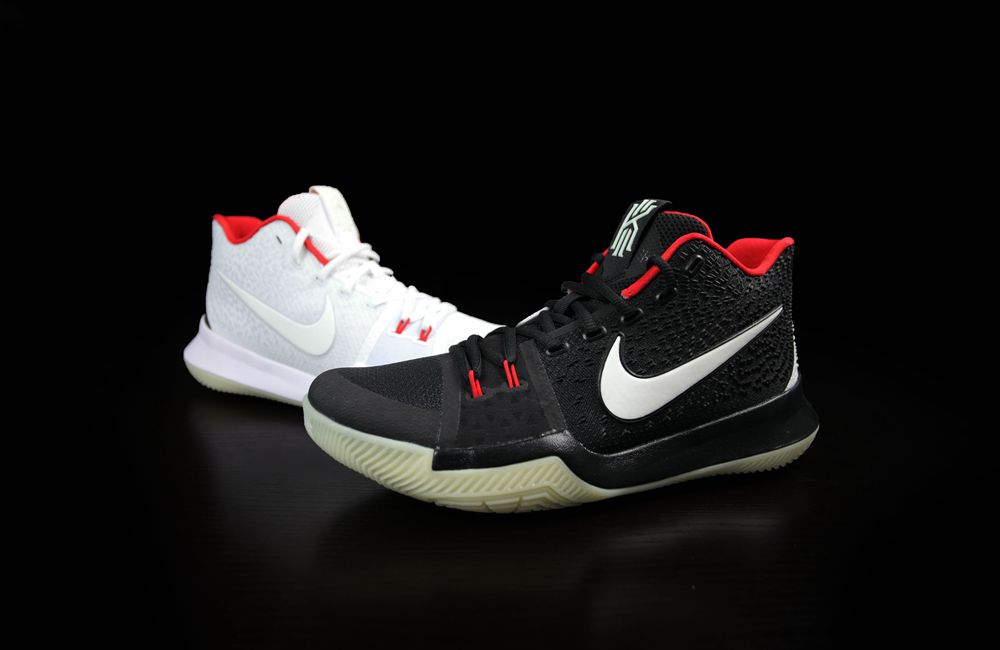 Nike,NIKEiD Kyrie 3 Premium  这双鸳鸯 Kyrie 3 是小编见过最炸的夜光球鞋！