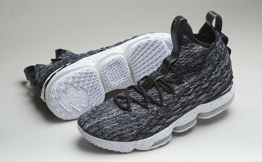 LeBron 15 目前最完整的细节和图片,都在这里! 球鞋资讯 FLIGHTCLUB中文站|SNEAKER球鞋资讯第一站