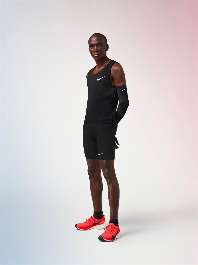 Vaporfly Elite,ZoomX,Nike  这双鞋能否成为新的马拉松世界纪录跑鞋，今天下午揭晓！
