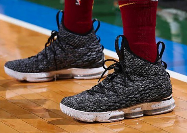 传言 LeBron 15 将带来更多詹姆斯 PE 配色的市