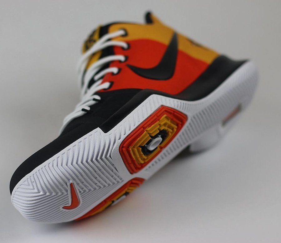 经典外星人!欧文比赛上脚 Kyrie 3 Raygun PE