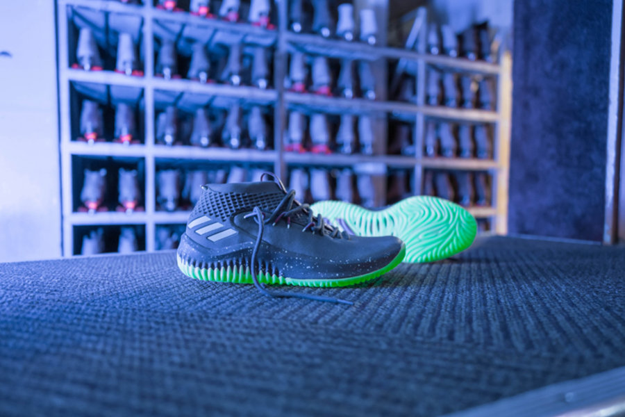 dame 4 glow in the dark