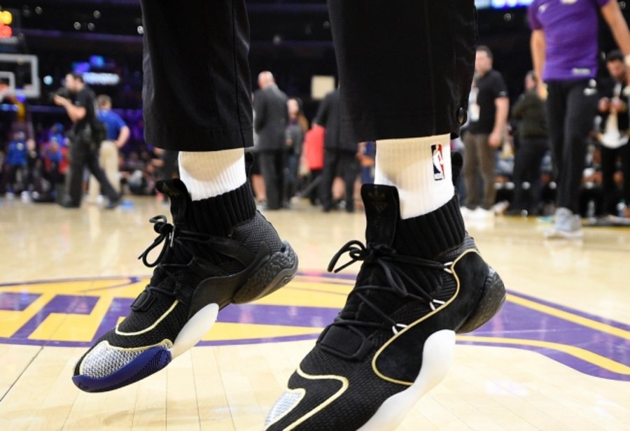 adidas,Crazy BYW LVL 1  时尚与性能并存！adidas 推出全新 Boost 篮球鞋！