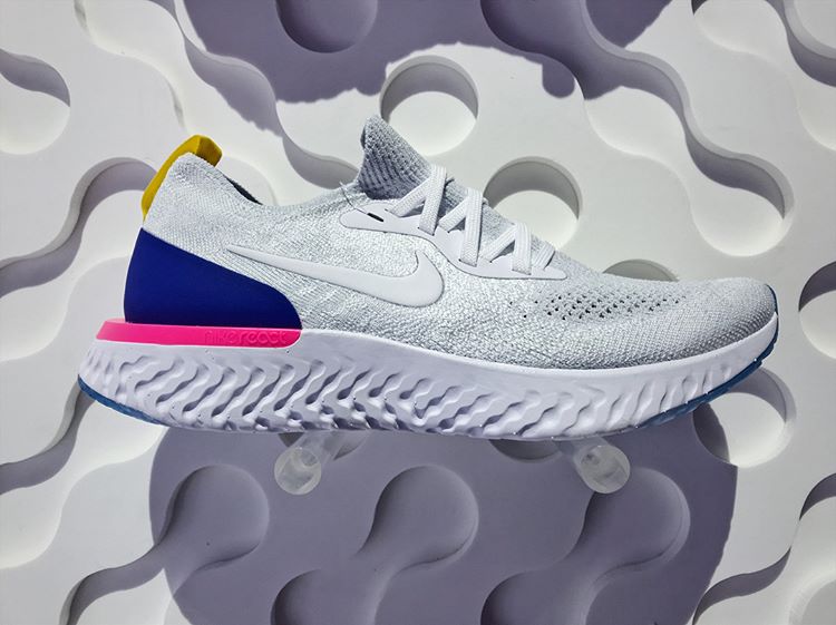 Epic React,React,Nike  Boost 的劲敌！？Nike 突然发布了全新缓震科技跑鞋！
