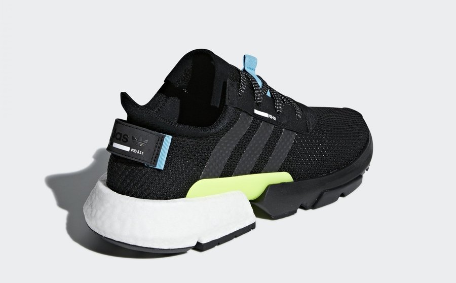 POD,adidas,发售 AQ1059 未来感十足!adidas Originals 的全新 Boost 鞋款来了!