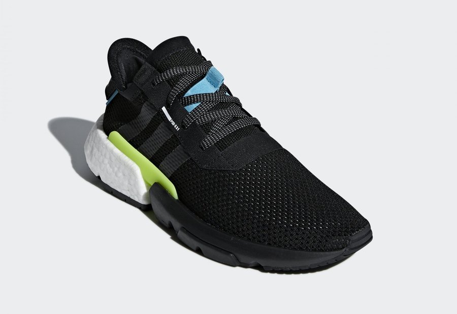 POD,adidas,发售 AQ1059 未来感十足!adidas Originals 的全新 Boost 鞋款来了!