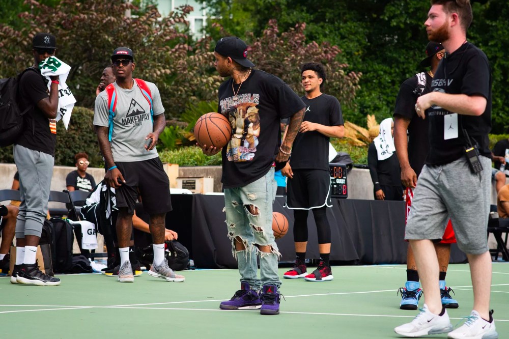 aj4,air jordan 4,travis scott, 紫色版本!