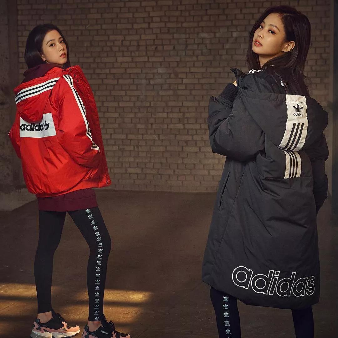 adidas,三叶草,发售  潮流年年变，但他们最爱的还是这一件！鹿晗和杨幂也穿上了！