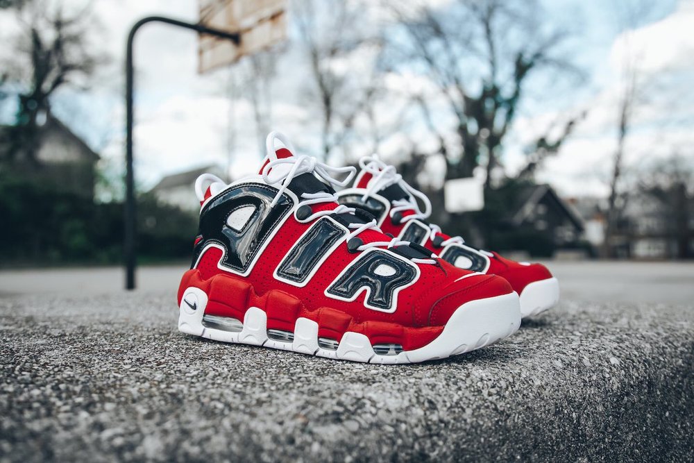 Nike,AJ4,Foamposite,喷  谁说只有 AJ1 贵得不讲理？这几双鞋一样涨到让你怀疑人生！
