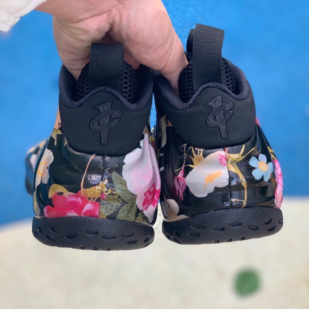 花卉喷 foamposite one 明年发售