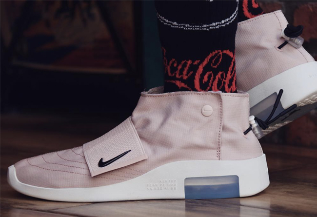 Nike,Air Fear Of God Moccasin,  全新鞋型上脚美图！Air Fear of God Moccasin 月底即将发售！