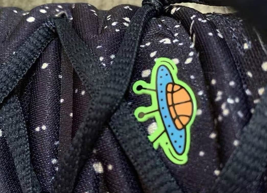 kyrie,Nike,为,欧æ,æé ,ç,第,äºä»£,ç¾å,æ  å¤æä¸»é¢ä¸ç»å
¸ç¾å§ ãèåè:registered:°ãï¼Kyrie 5 两款å
¨æ°é
è²æå

