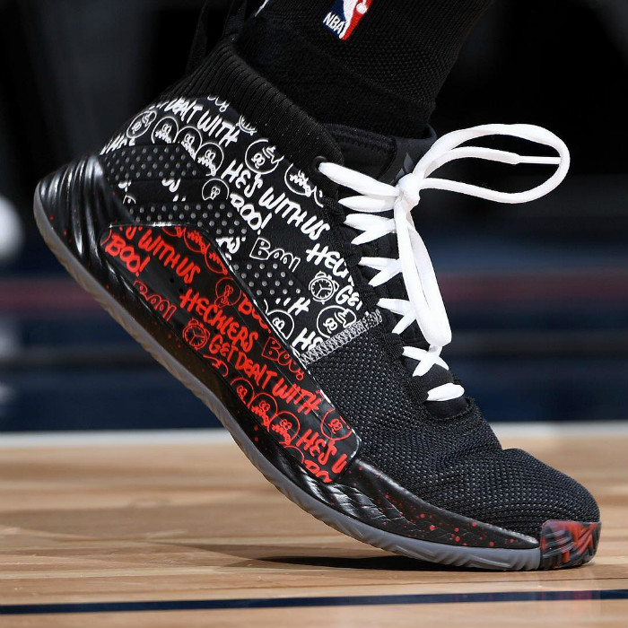 PJtucker,塔克,Nike,NBA,球鞋上脚 狠货看花眼!「鞋王塔克」晒出未市售 Nike x FOG 新配色! PJtucker,塔克,Nike,NBA,球鞋上脚 狠货看花眼!「鞋王塔克」晒出未市售 Nike x FOG 新配色!