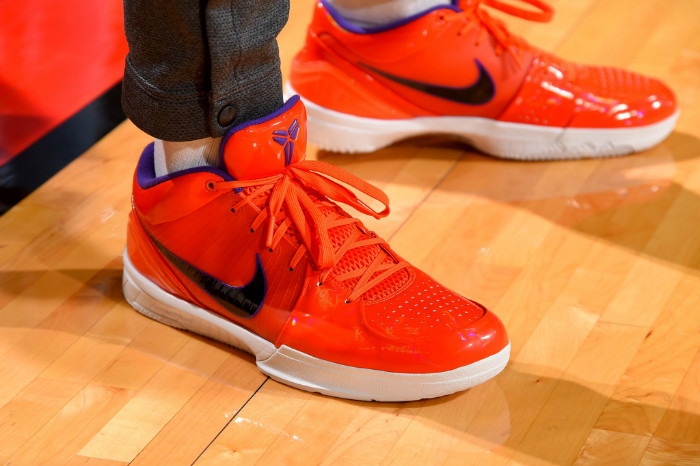 PJtucker,塔克,Nike,NBA,球鞋上脚 狠货看花眼!「鞋王塔克」晒出未市售 Nike x FOG 新配色! PJtucker,塔克,Nike,NBA,球鞋上脚 狠货看花眼!「鞋王塔克」晒出未市售 Nike x FOG 新配色!