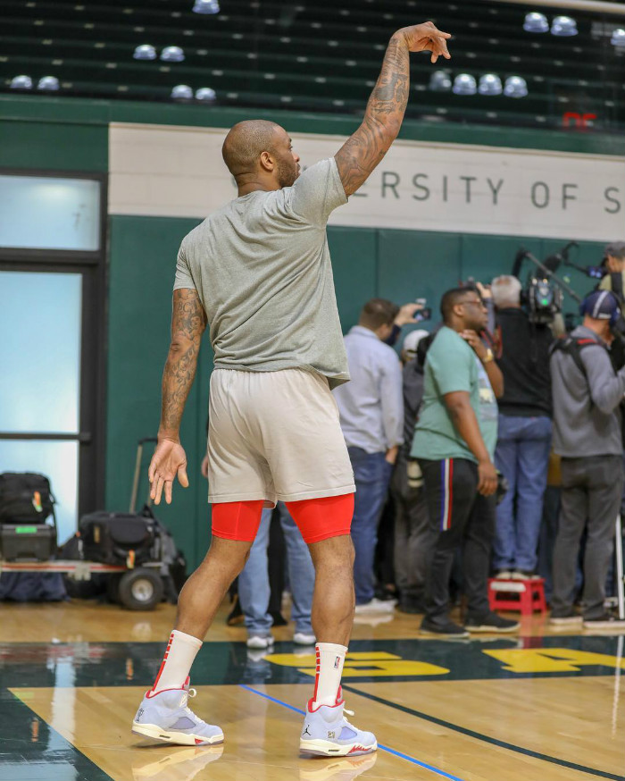 PJtucker,塔克,Nike,NBA,球鞋上脚 狠货看花眼!「鞋王塔克」晒出未市售 Nike x FOG 新配色! PJtucker,塔克,Nike,NBA,球鞋上脚 狠货看花眼!「鞋王塔克」晒出未市售 Nike x FOG 新配色!