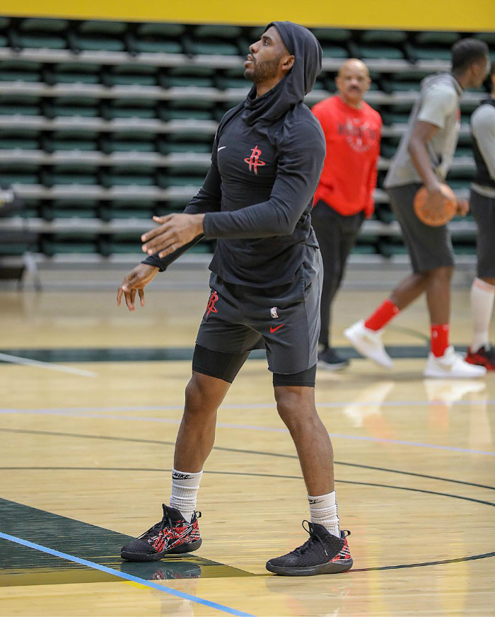 PJtucker,塔克,Nike,NBA,球鞋上脚 狠货看花眼!「鞋王塔克」晒出未市售 Nike x FOG 新配色! PJtucker,塔克,Nike,NBA,球鞋上脚 狠货看花眼!「鞋王塔克」晒出未市售 Nike x FOG 新配色!