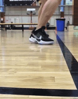 Nike,Adapt BB,自动系带 送你一双三千块的「最强智能球鞋」!怎么玩看这一篇就够了! Nike,Adapt BB,自动系带 送你一双三千块的「最强智能球鞋」!怎么玩看这一篇就够了!