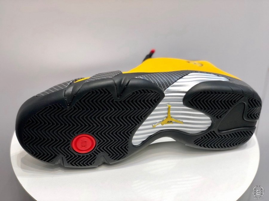 Yeezy 350,700,Air Jordan 1,Air 除了 11 双 Yeezy 还有不少狠货!6 月重点鞋款发售清单来了! Yeezy 350,700,Air Jordan 1,Air 除了 11 双 Yeezy 还有不少狠货!6 月重点鞋款发售清单来了!